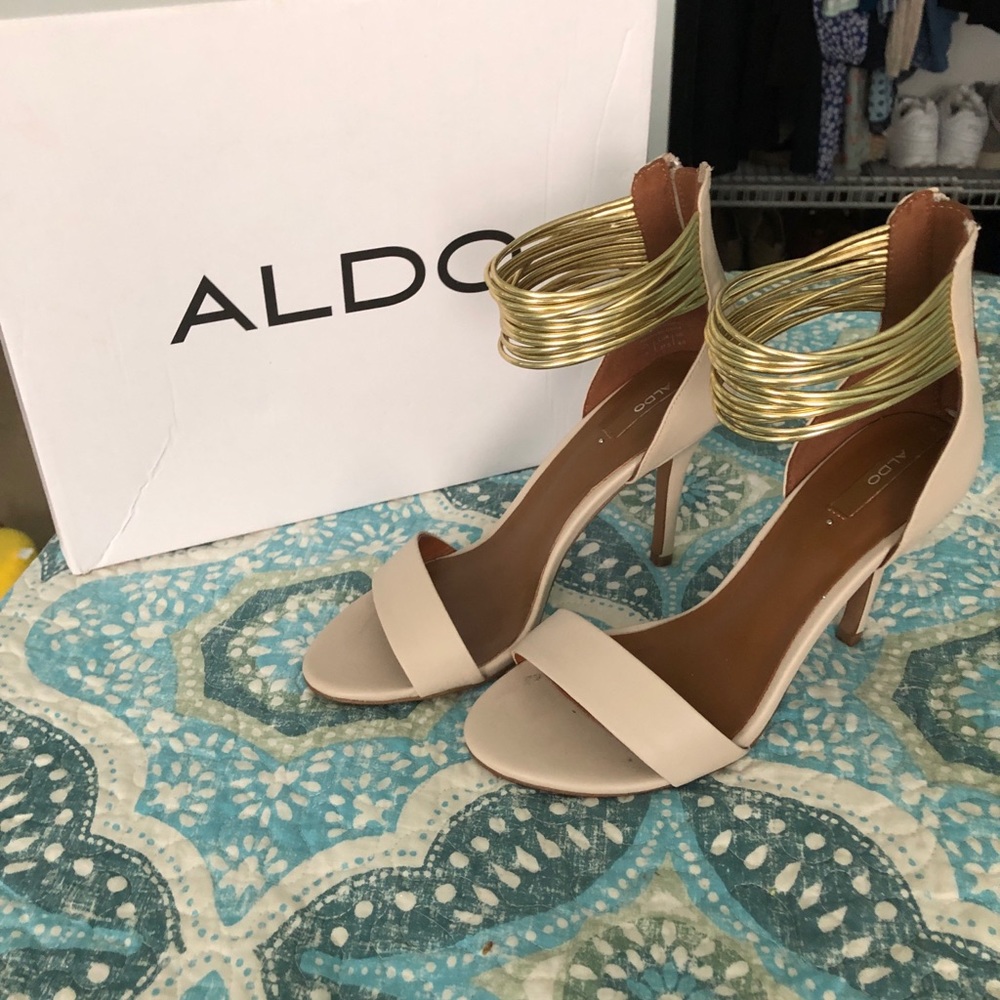 ALDO Beige/tan/nude Pumps